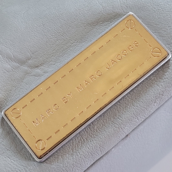 MARC By Marc Jacobs Leather Dual Zipper Shoulder / Hand Bag Gray - Picture 3 of 16